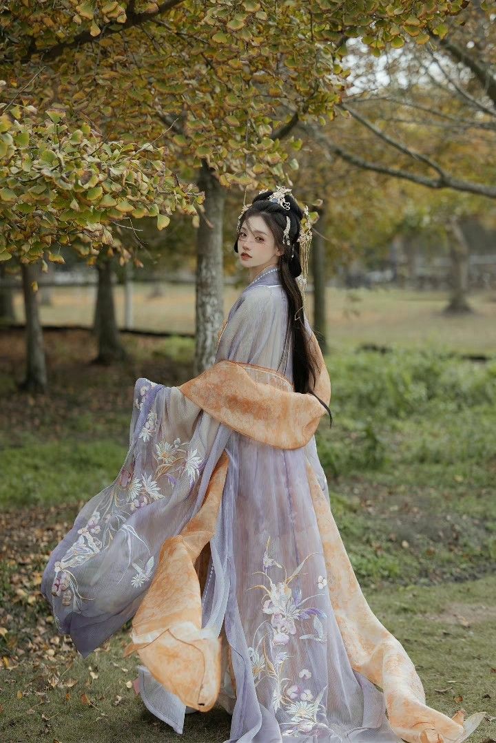 The Evolution of Chinese Traditional Style Qipao in Modern China