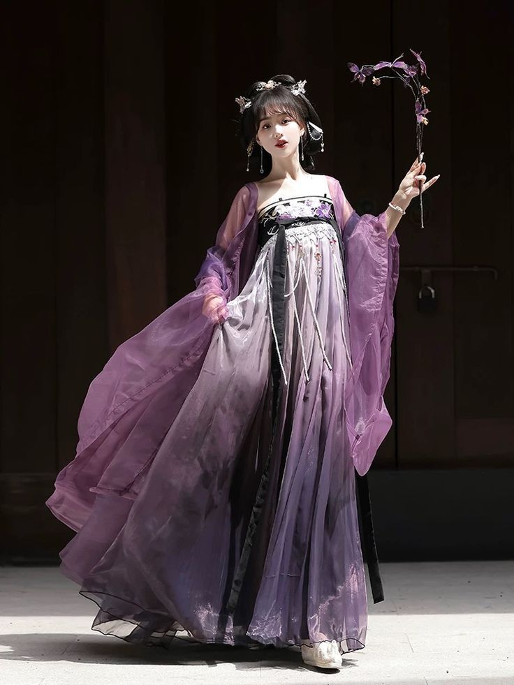 Plus-Size汉服女装上衣,探索时尚与传统的融合之美 Plus-Size汉服女装上衣,探索时尚与传统的融合之美