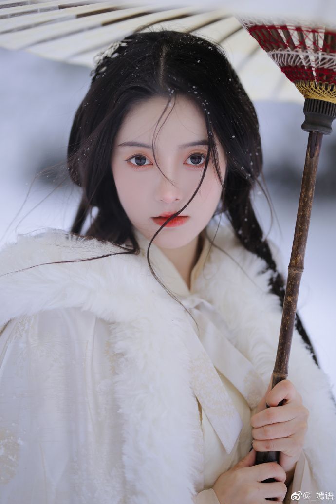 The Song Hanfu Fashion:A Journey Through Traditional Chinese Clothing in the Song Dynasty