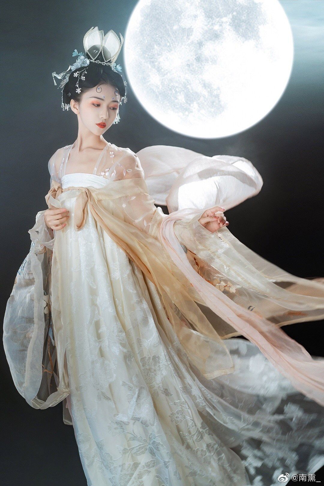 A Summer Tale of a Little Girl in a Red Cheongsam A Summer Tale of a Little Girl in a Red Cheongsam