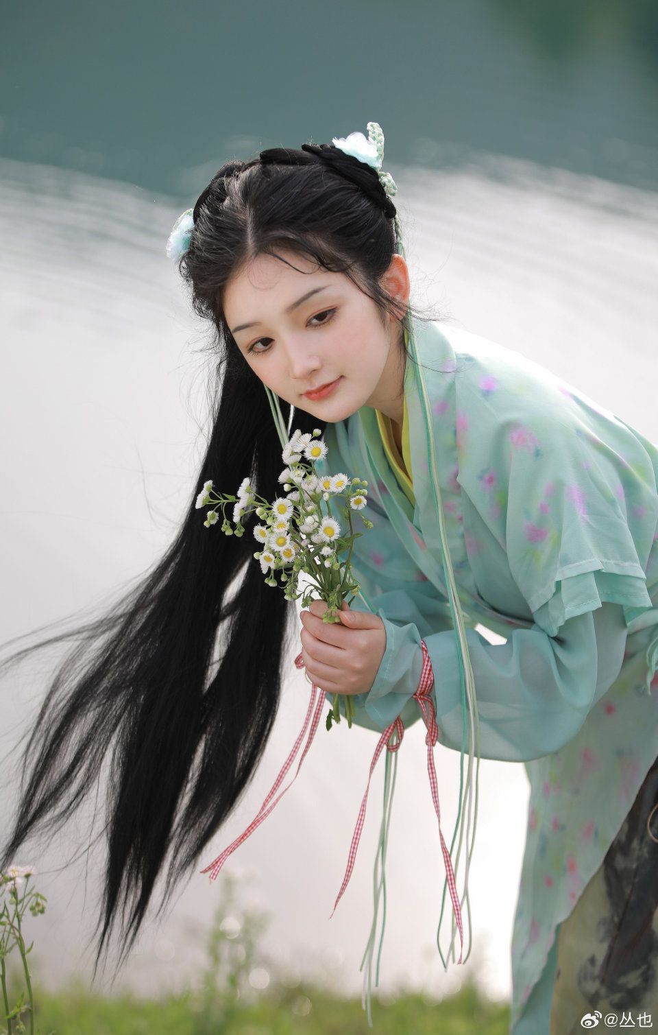 Splendid Splendor of Suzhou Cheongsam:The Noble Elegance Splendid Splendor of Suzhou Cheongsam:The Noble Elegance