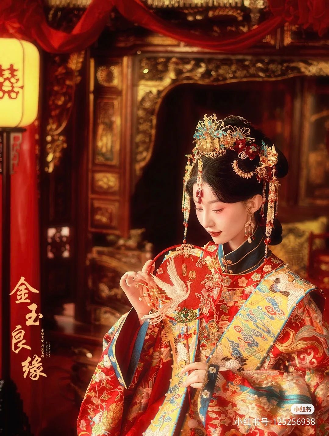 The Cultural Significance of Horseface Skirt with Short Jacket:A Traditional Chinese Fashion The Cultural Significance of Horseface Skirt with Short Jacket:A Traditional Chinese Fashion