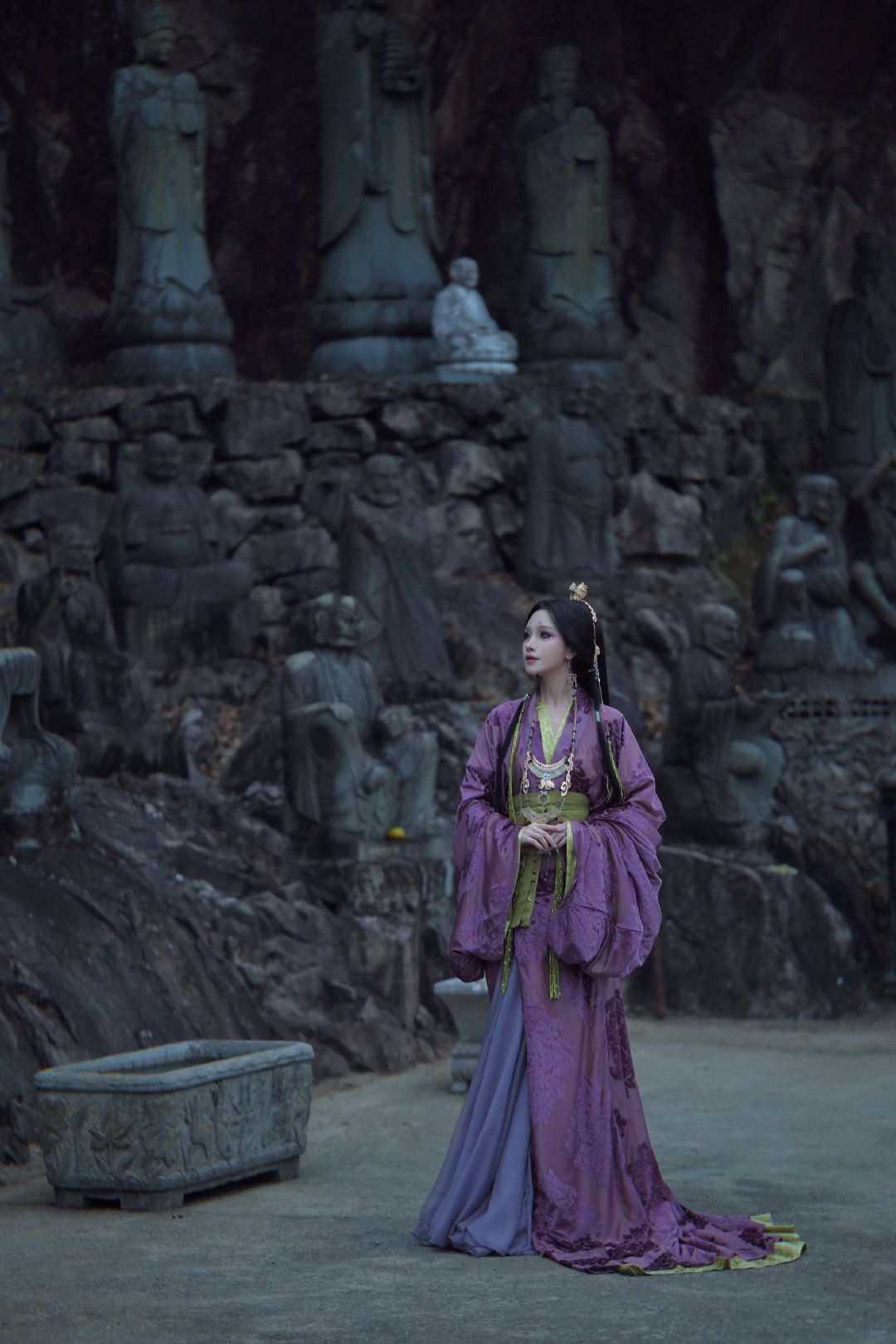 Ethereal Beauty in Ancient Hanfu Fashion:The Enchanting World of Traditional Chinese Womens Dress