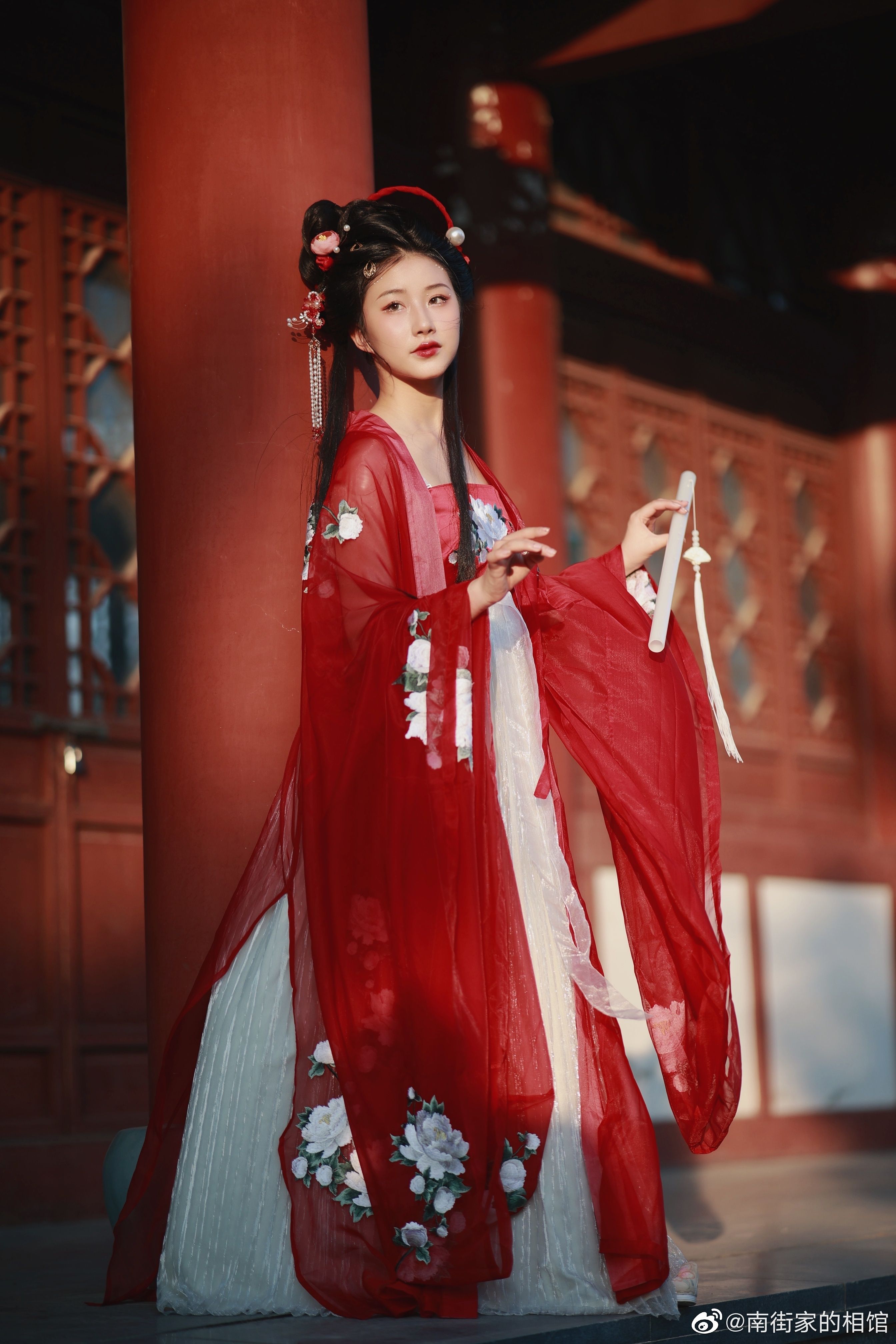 The Revival of Hanfu and the Students Role in Embracing the Traditional Dao-Pao The Revival of Hanfu and the Students Role in Embracing the Traditional Dao-Pao