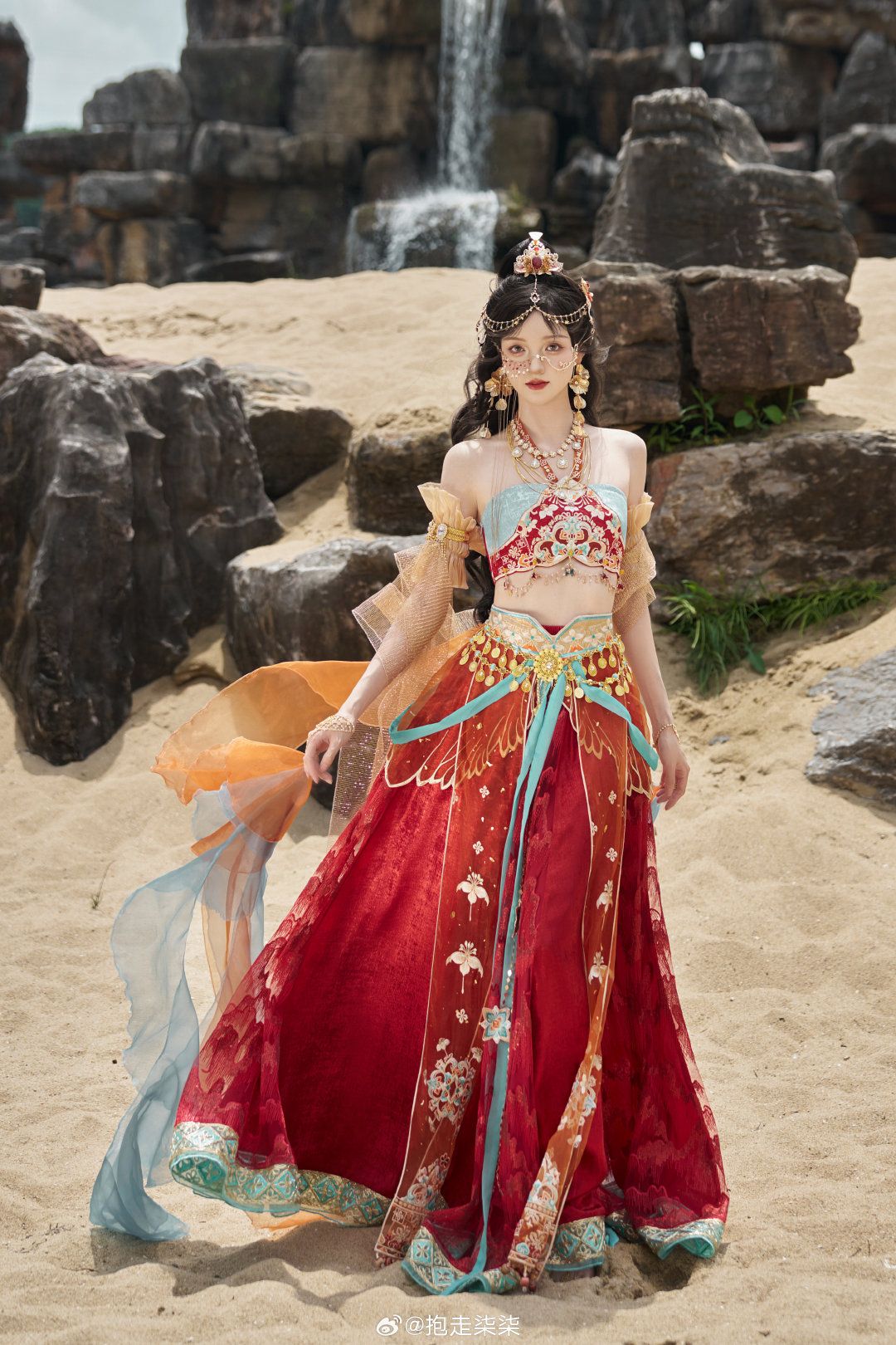 The Splendor of Hanfu Outerwear:Embracing the Chinese Traditional Style The Splendor of Hanfu Outerwear:Embracing the Chinese Traditional Style