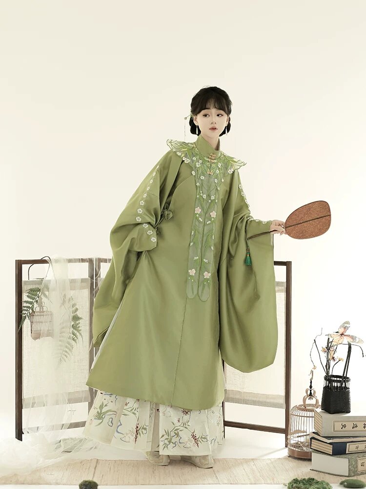 Childrens Cheongsam Shoes:A Peek into the Traditional Chinese Fashion Childrens Cheongsam Shoes:A Peek into the Traditional Chinese Fashion