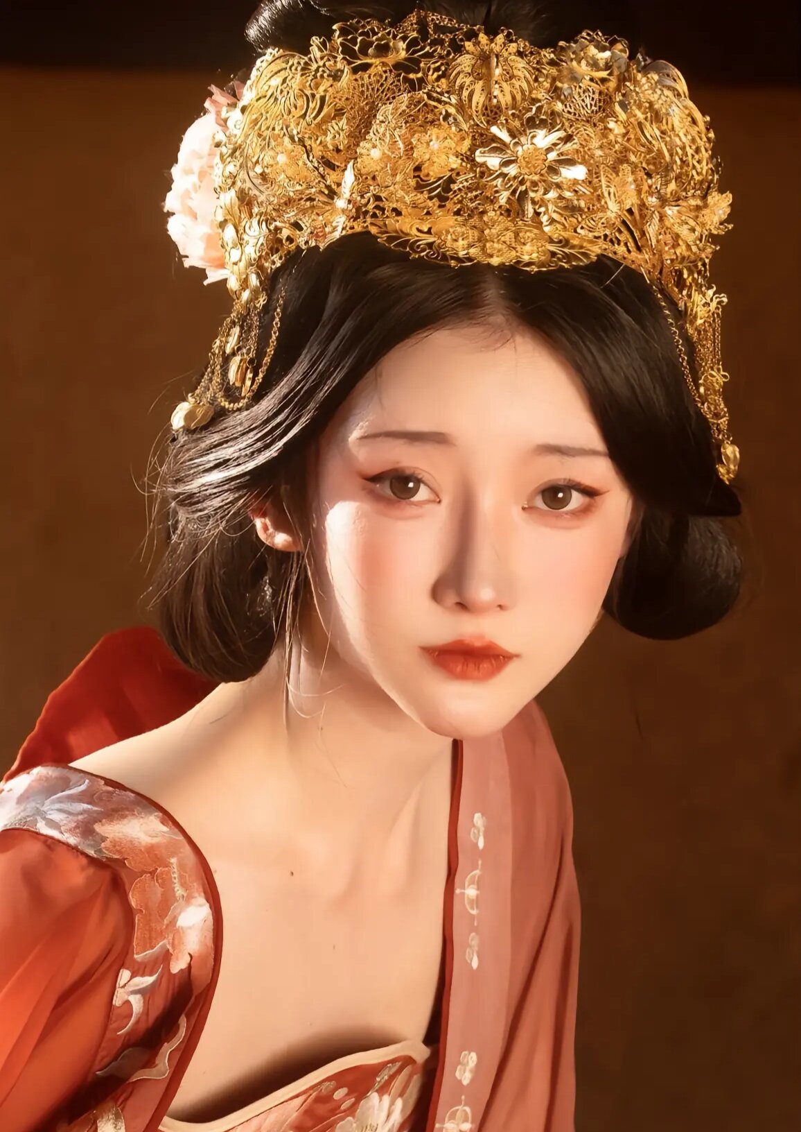 The Revival of Hanfu:The Awe-Inspiring Charm of Traditional Chinese Clothing The Revival of Hanfu:The Awe-Inspiring Charm of Traditional Chinese Clothing