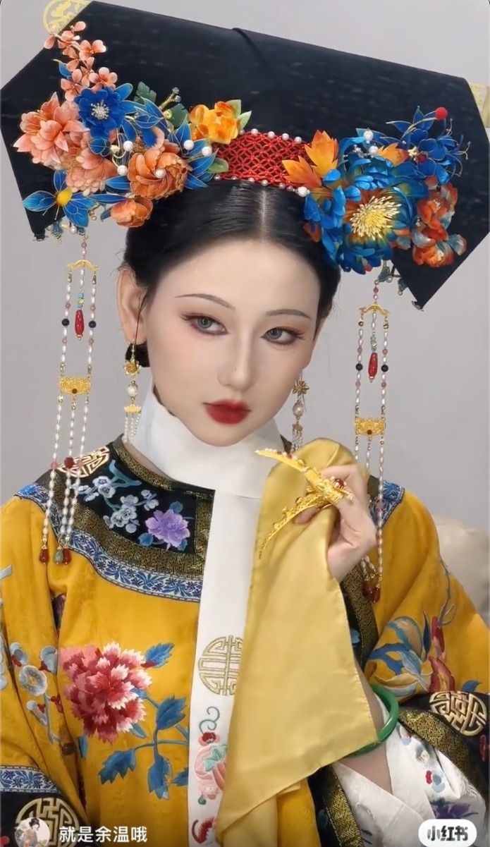 Elegant Baby Girls Cheongsam with Long Sleeves:A Guide to Traditional Beauty