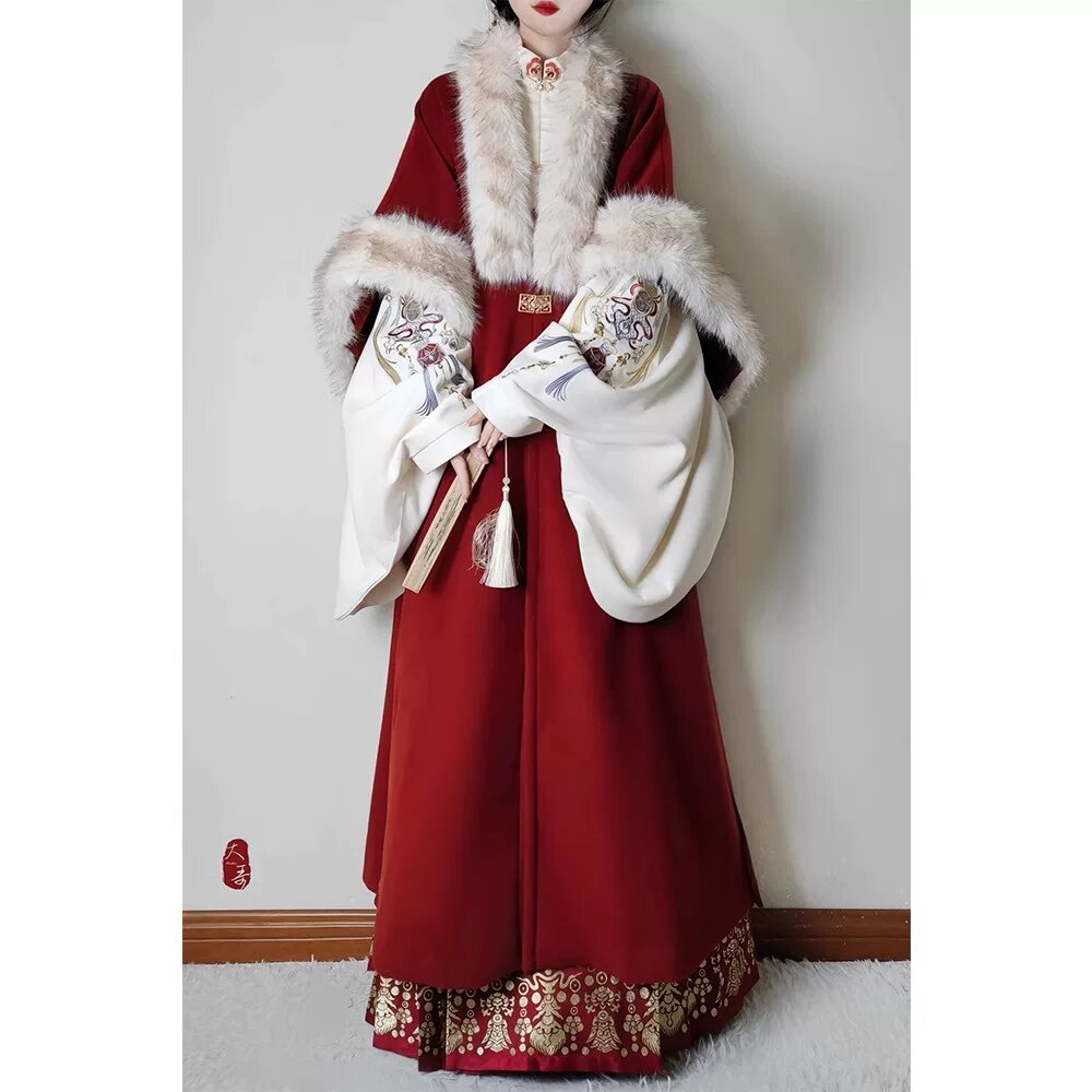 Vibrant Summer Style:The Red Horseface Skirt Vibrant Summer Style:The Red Horseface Skirt