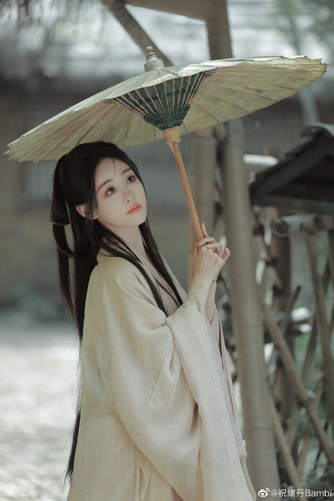A 13-Year-Old Girls Journey with Hanfu 汉服)and Her Journey to Embrace Her Body A 13-Year-Old Girls Journey with Hanfu 汉服)and Her Journey to Embrace Her Body