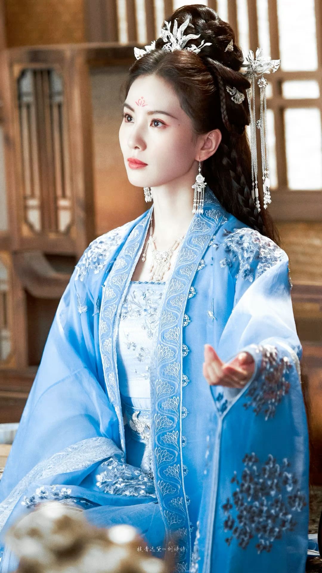 Winter Hanfu Rental Service:A Guide to Traditional Chinese Attire for the Cold Season Winter Hanfu Rental Service:A Guide to Traditional Chinese Attire for the Cold Season