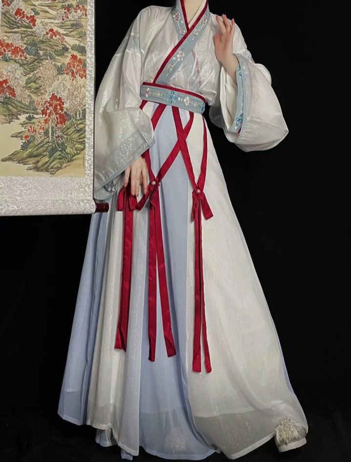 Elegant Headwear and Hair Blossoms for Traditional Chinese Hanfu Costumes Elegant Headwear and Hair Blossoms for Traditional Chinese Hanfu Costumes