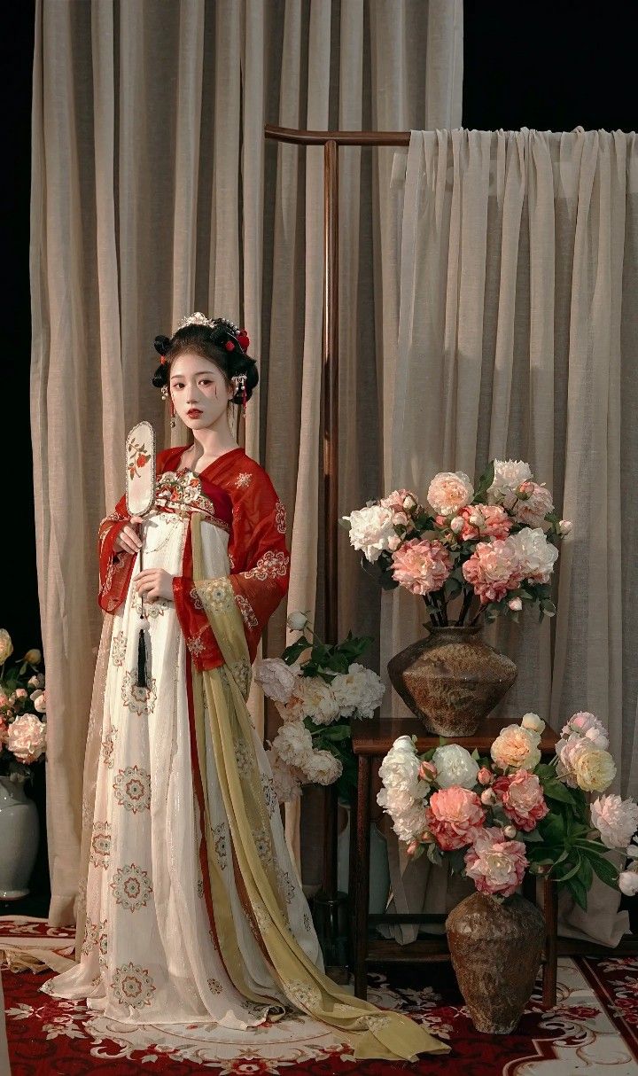 Spring and Autumn Mid-Length Coats to Match Qipao Cheongsam Spring and Autumn Mid-Length Coats to Match Qipao Cheongsam