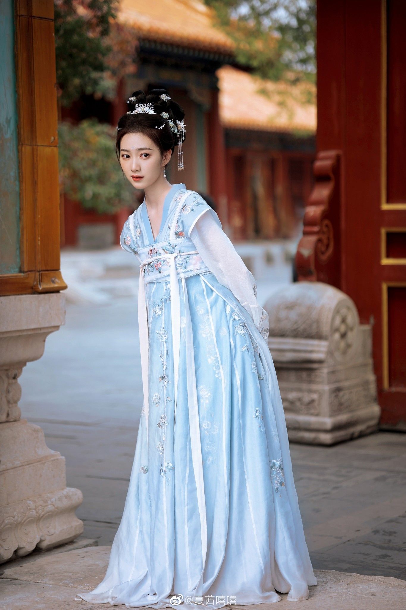 Green Jewelry:A Perfect Accessory for Cheongsams Elegance Green Jewelry:A Perfect Accessory for Cheongsams Elegance