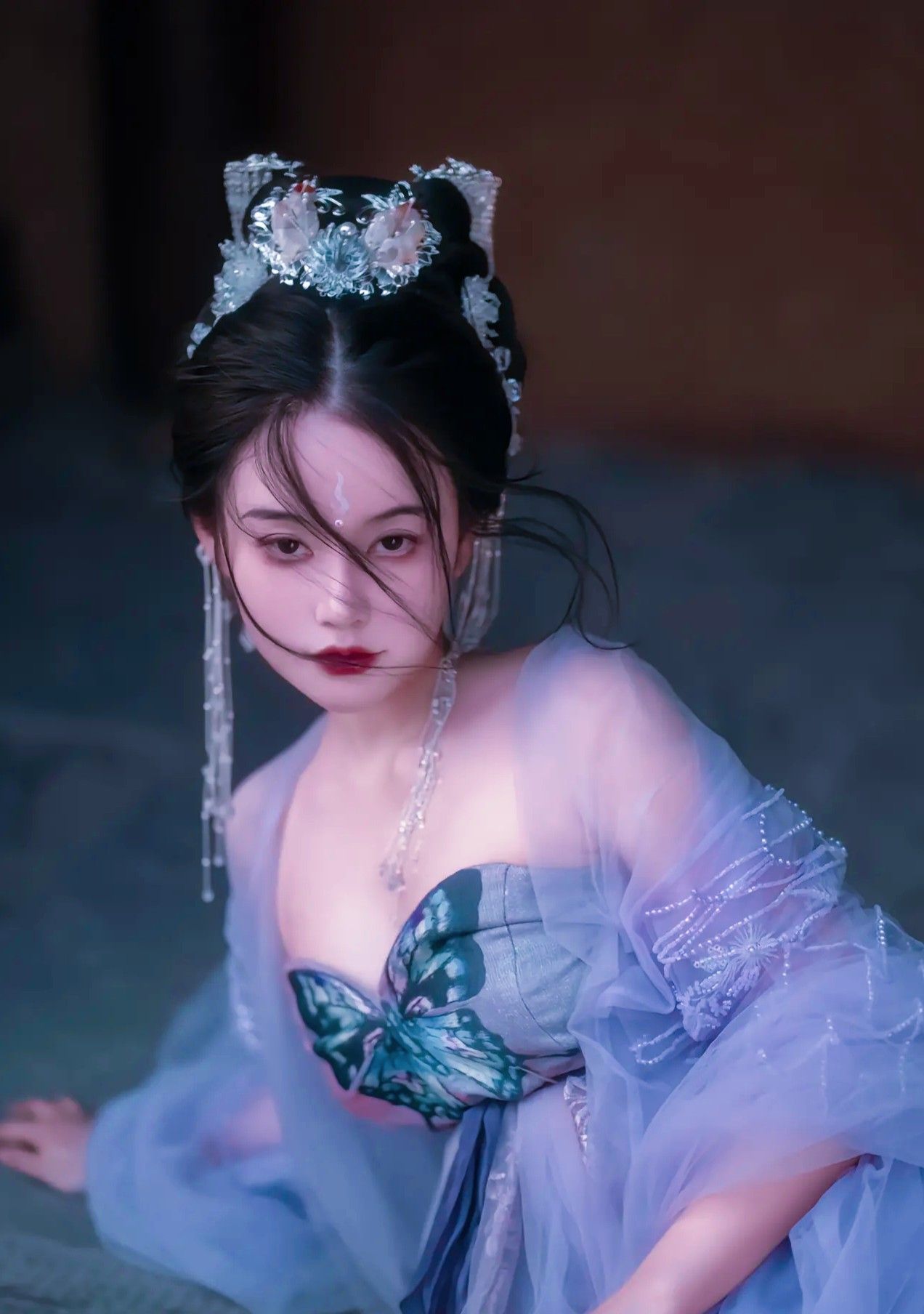 Reinventing the Cheongsam Top:The Evolution of Traditional Elegance by 2025 Reinventing the Cheongsam Top:The Evolution of Traditional Elegance by 2025