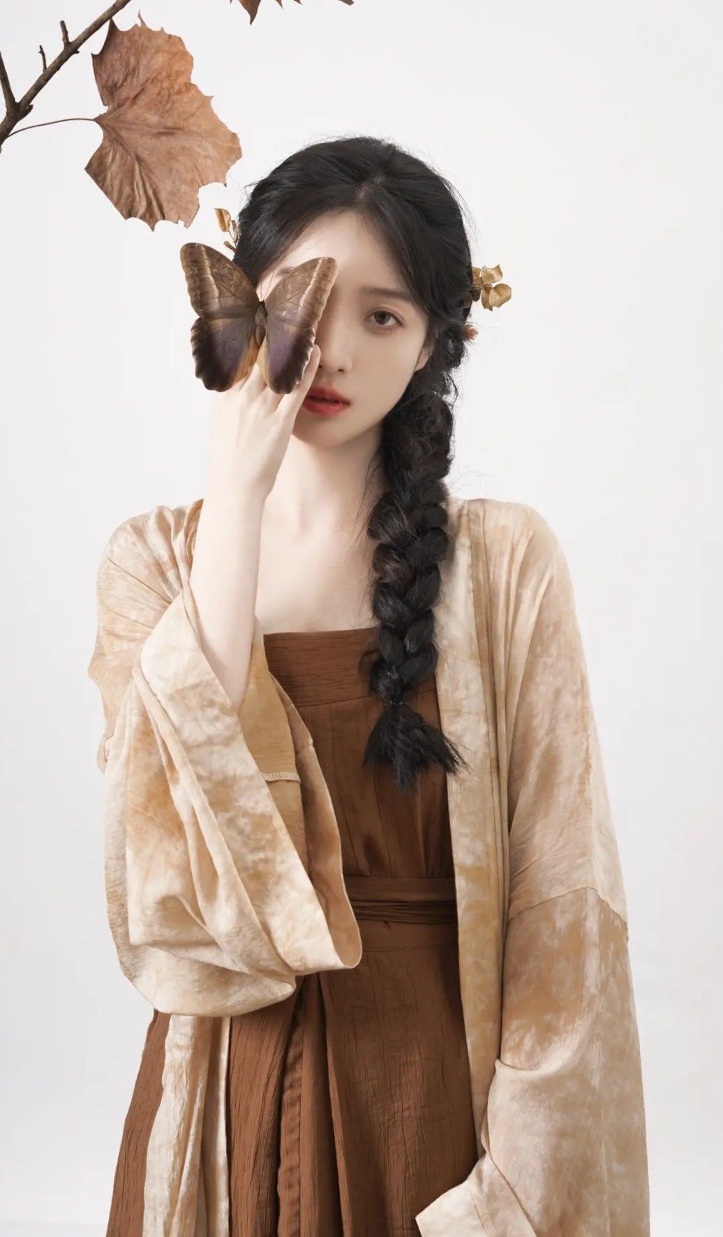 The Star-Picking Tower and the Splendor of Hanfu:A Journey Through Traditional Chinese Elegance The Star-Picking Tower and the Splendor of Hanfu:A Journey Through Traditional Chinese Elegance