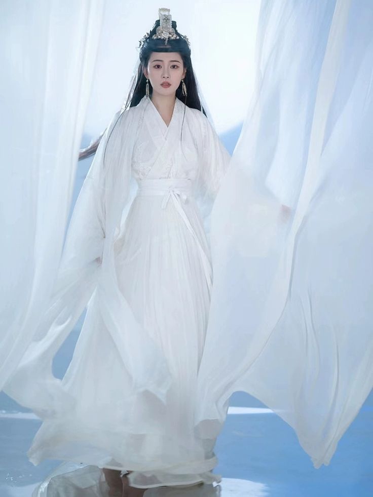 Elegant Girls Hanfu Skirts:The New Fashion for Young Girls Elegant Girls Hanfu Skirts:The New Fashion for Young Girls