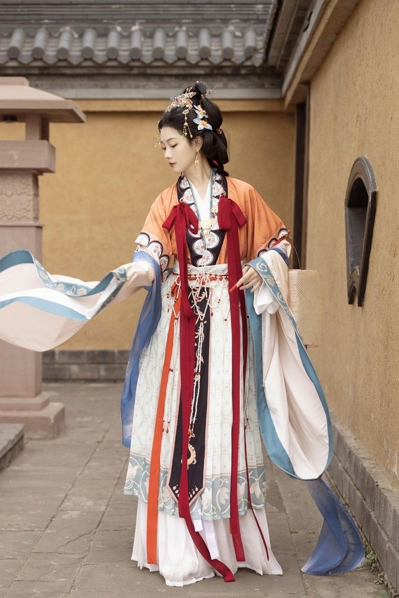 The Ancient Costume of the Four Scholar-Geniuses of Jiangnan The Ancient Costume of the Four Scholar-Geniuses of Jiangnan