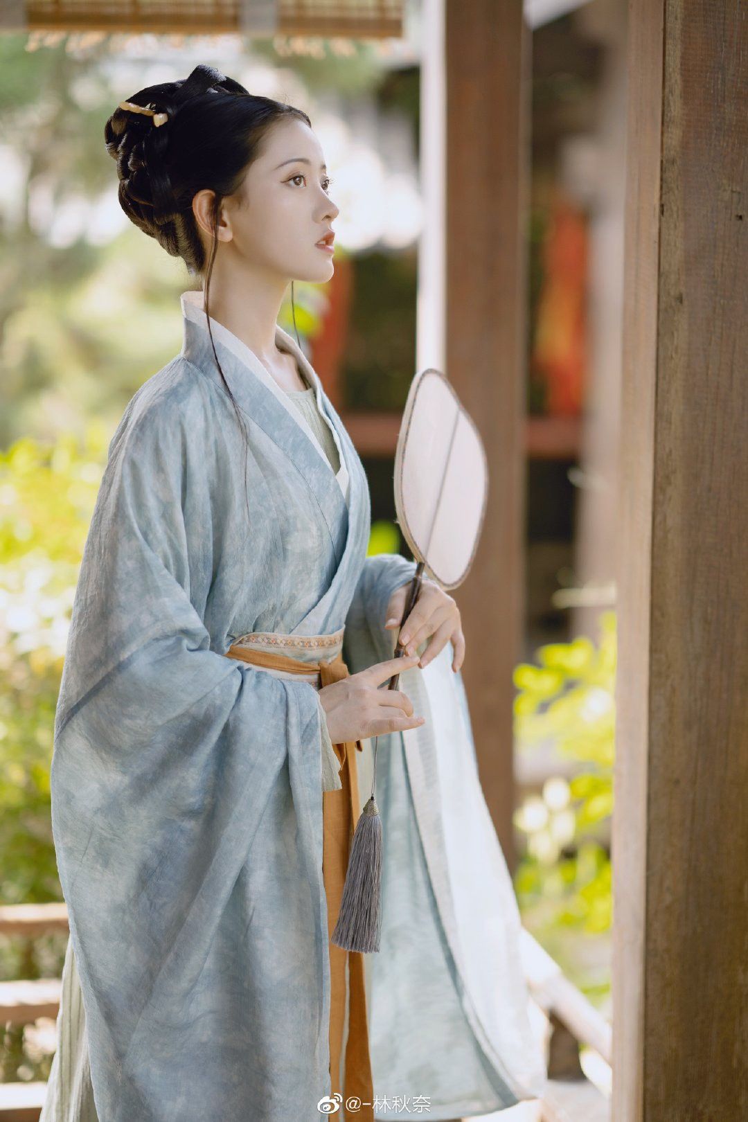 The Splendor of Hanfu Cloud-Toe Shoes:A Cultural Journey Through Time The Splendor of Hanfu Cloud-Toe Shoes:A Cultural Journey Through Time