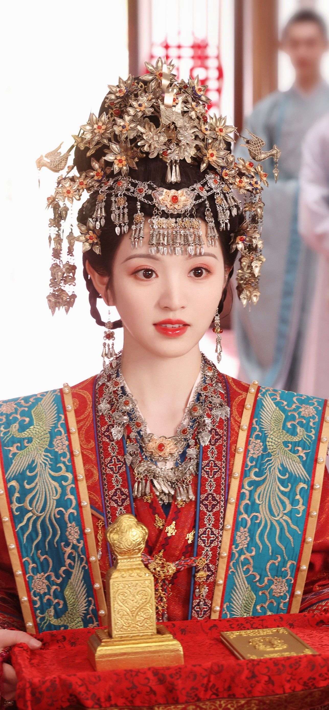 Ethereal Child:The Allure of Yongye Starry Galaxy Hanfu for Girls Ethereal Child:The Allure of Yongye Starry Galaxy Hanfu for Girls