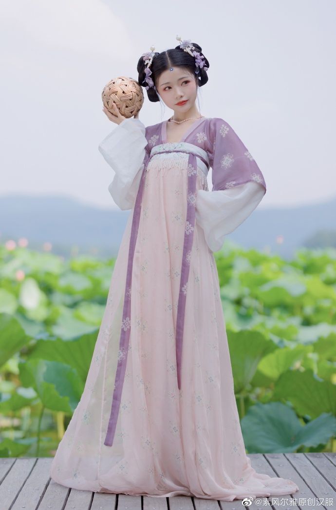 Summer-Ready:The Delicate Cheongsam for Little Girls Summer-Ready:The Delicate Cheongsam for Little Girls