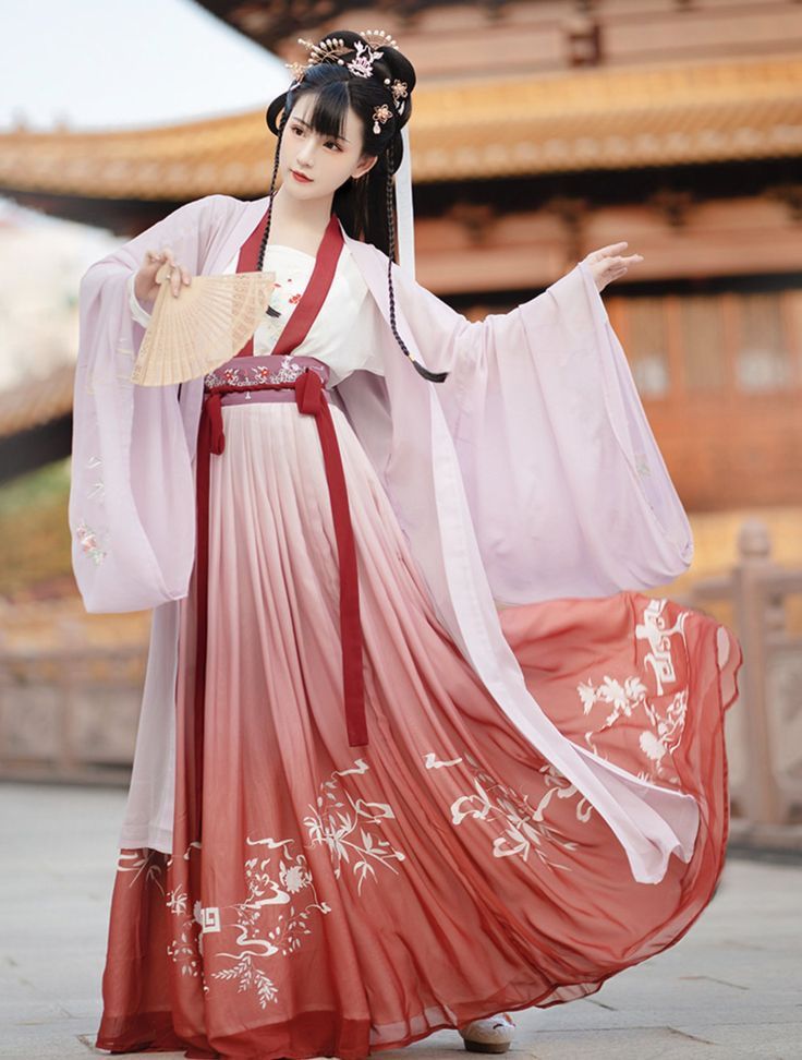 Exploring the Revival of Traditional Chinese Hanfu Maomin Skirt in Modern Fashion Exploring the Revival of Traditional Chinese Hanfu Maomin Skirt in Modern Fashion