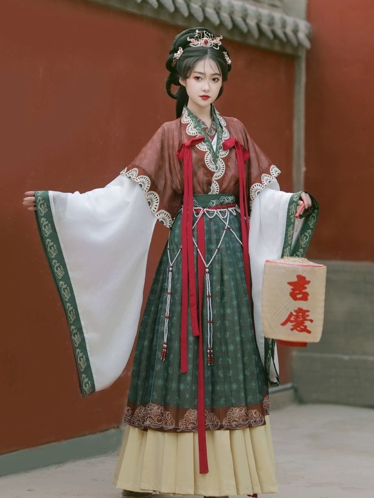 Pearl Earrings as the Perfect Accessory for Cheongsam:A Guide to Styling