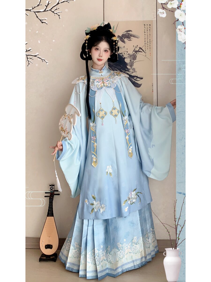 Purple Cheongsam Styles for Autumn-Winter:A Blend of Tradition and Modern Elegance Purple Cheongsam Styles for Autumn-Winter:A Blend of Tradition and Modern Elegance